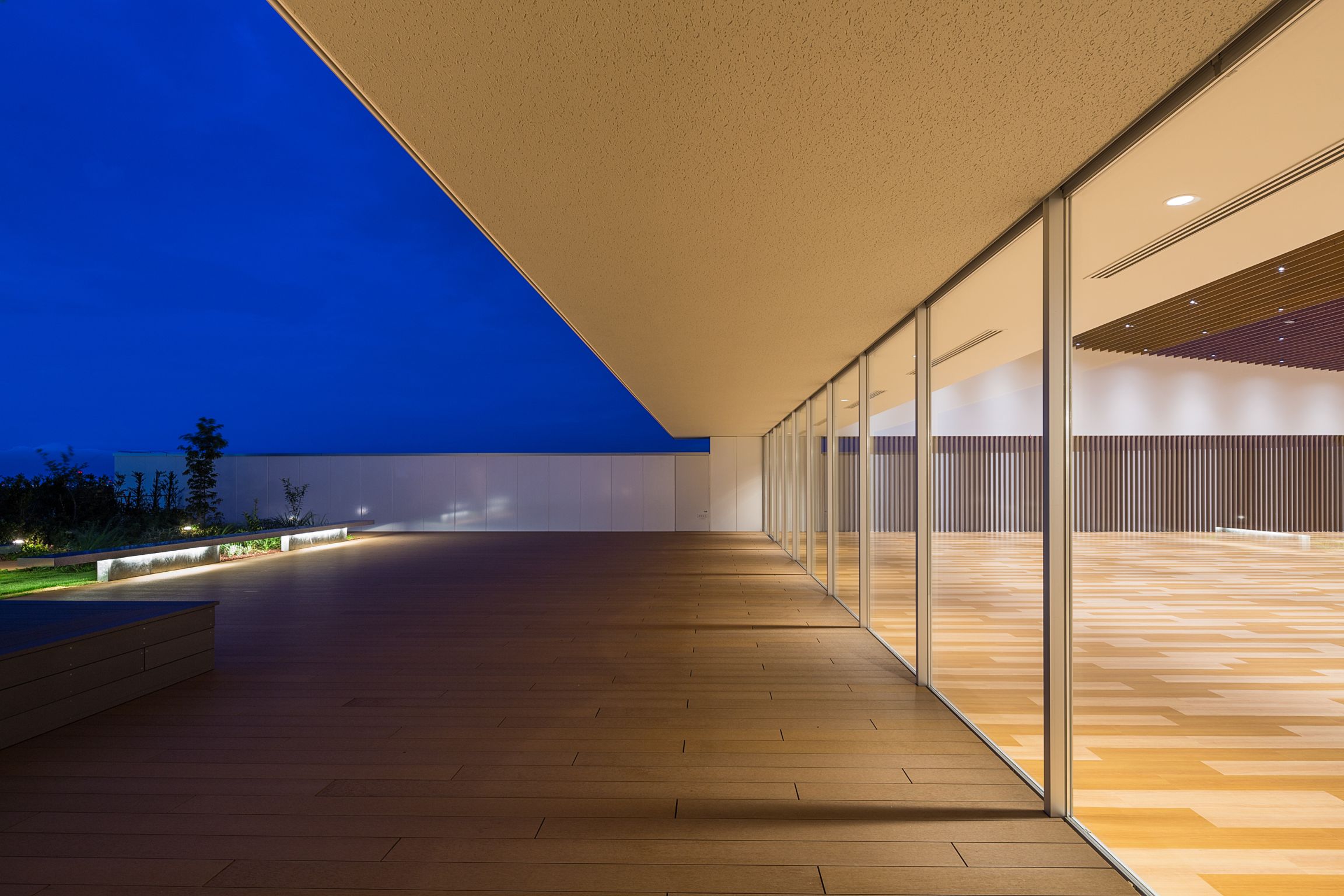 N医用電子メーカー